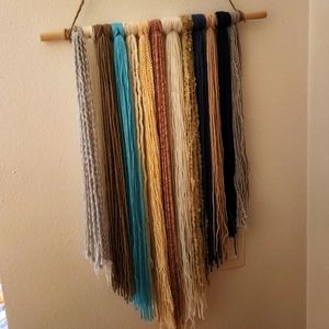 Hanging yarn decor